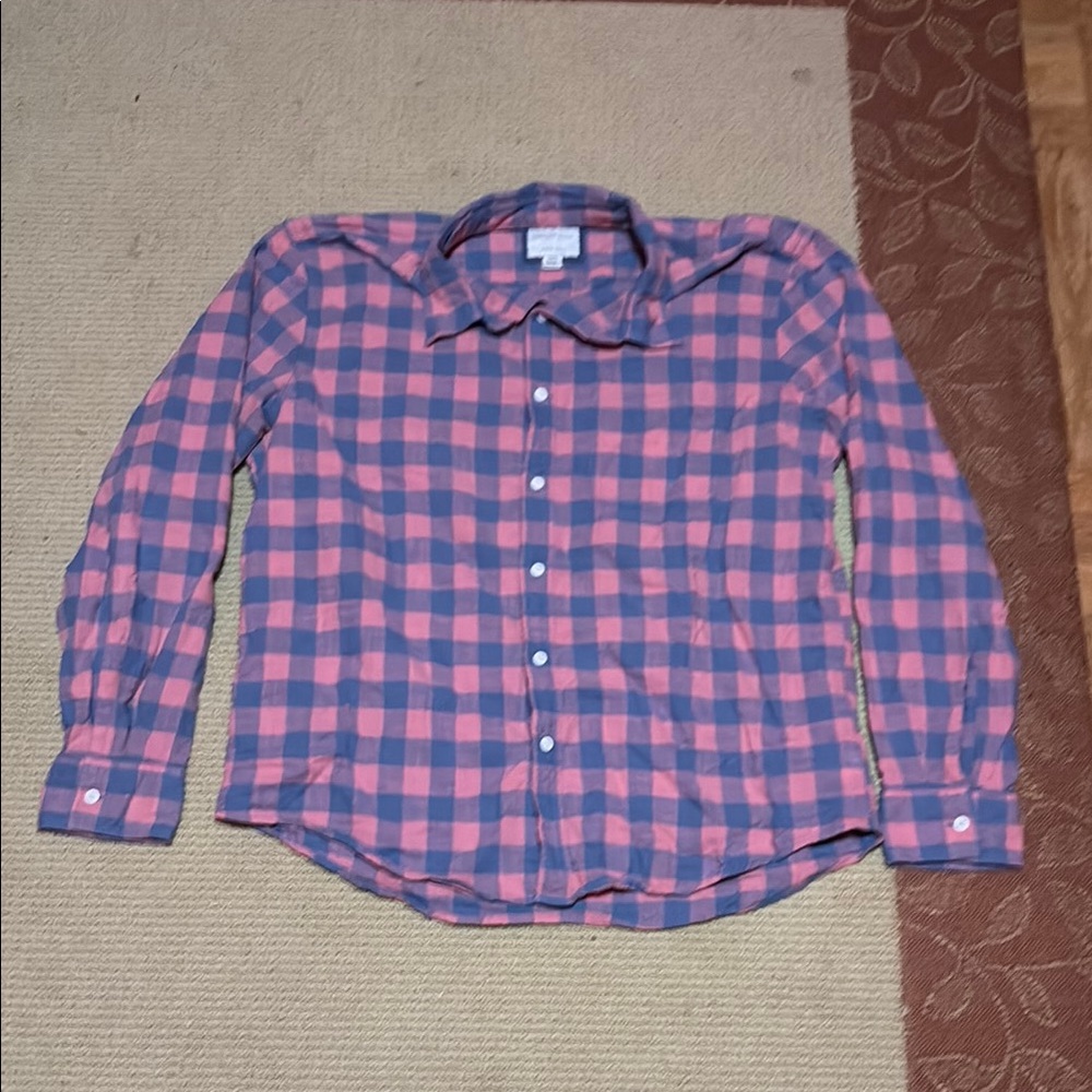 American Eagle Outfitters Pink and Blue Button Down Shirt Classic Plaid